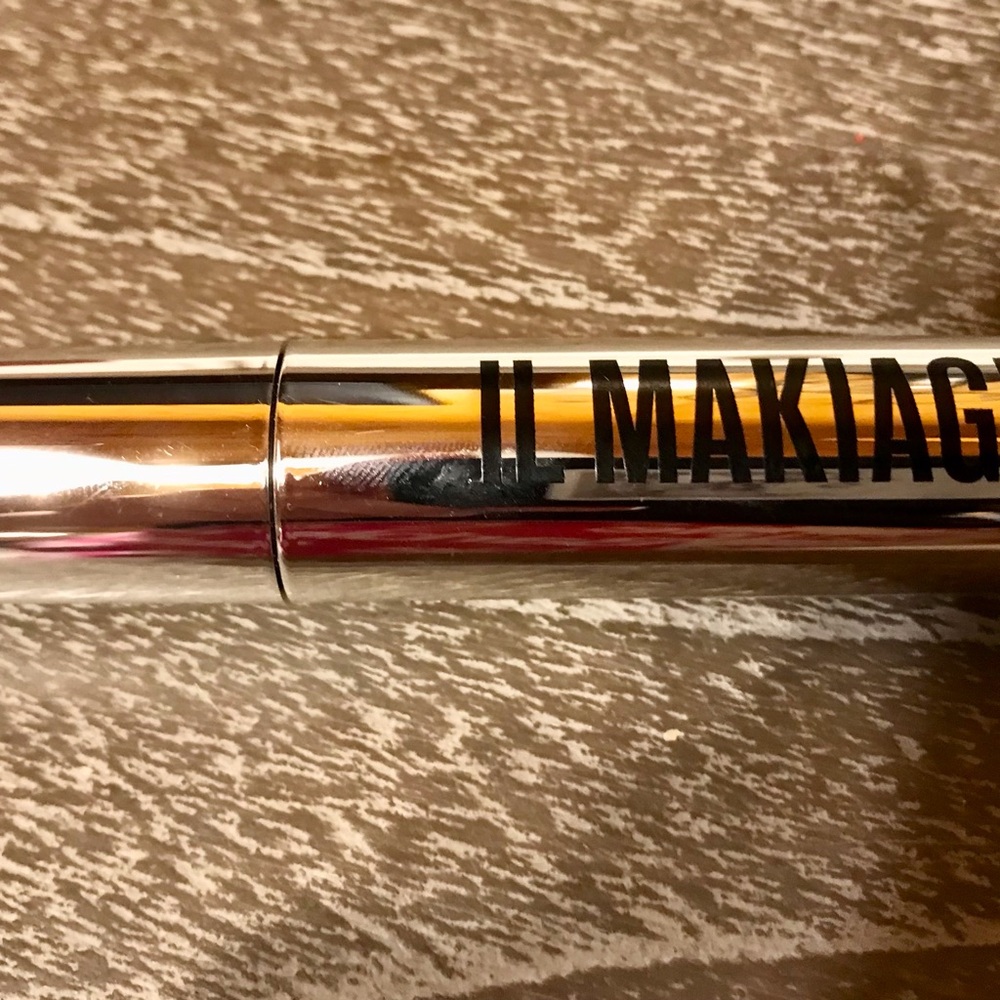 #2.5 Il Makiage Concealer F I’m Flawless Used Once Almost New Makeup
